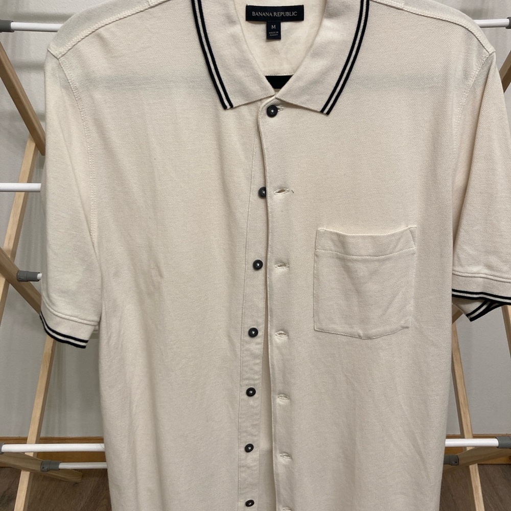 Banana Republic Men's Cream Polo Shirt